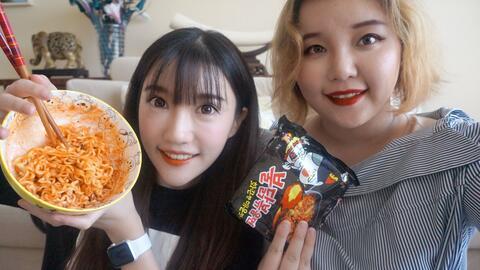 武汉姐妹吃瓜群视频大全,揭秘视频大全中的欢乐时光